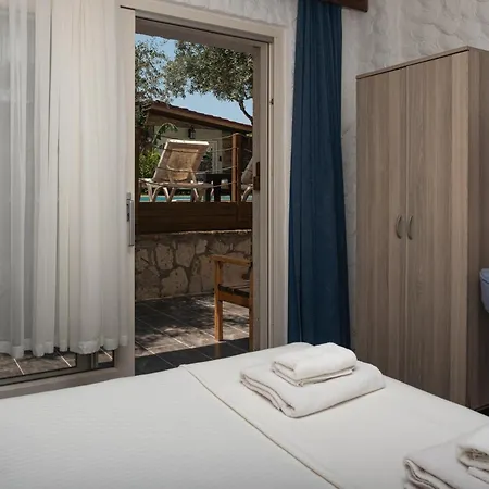 Breeze Alaçatı Otel *