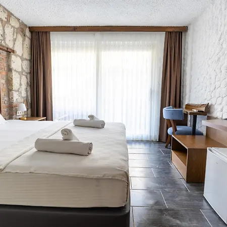 Breeze Alaçatı Otel *