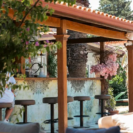 Breeze Alaçatı Otel *